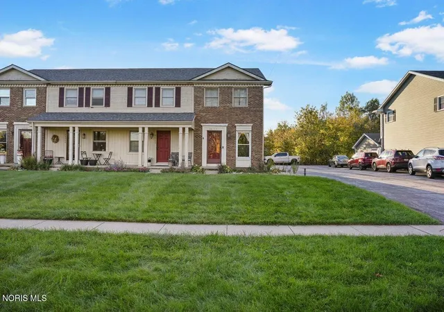 Condo for sale at 28357 Simmons Rd, Perrysburg, OH 43551 | MLS# 10014617