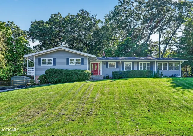 Photo 1 of Single family home for sale at 4739 Far Hills Rd, Toledo, OH 43623 | MLS# 10014494 | Listing updated on 2026-10-27