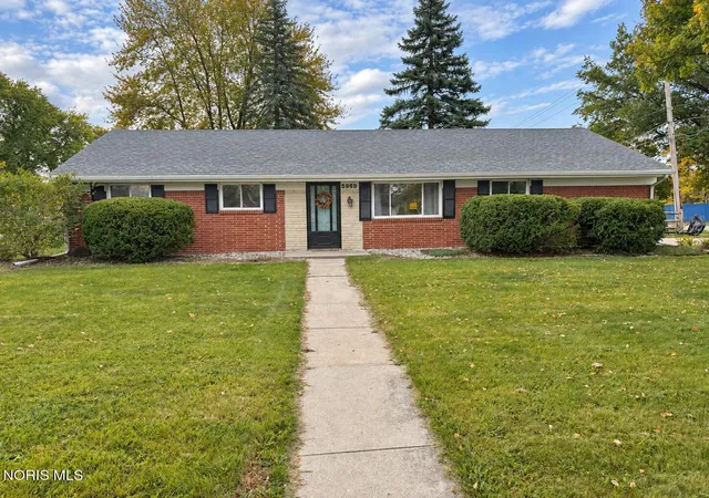 Photo 1 of Single family home for sale at 5969 Arrowhead Dr, Waterville, OH 43566 | MLS# 10014546 | Listing updated on 2026-10-26