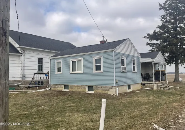 Photo 1 of Single family home for sale at 7950 Sugar Ridge Rd, Bowling Green, OH 43402 | MLS# 10014545 | Listing updated on 2026-10-28