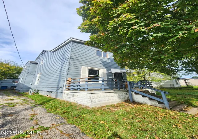 Photo 1 of Sale Pending at 1106 White St, Toledo, OH 43605 | MLS# 10014683 | Listing updated on 2026-10-23