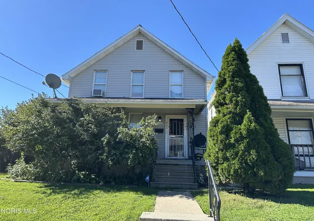 Photo 1 of Single family home for sale at 804 Yondota St, Toledo, OH 43605 | MLS# 10014603 | Listing updated on 2026-10-14