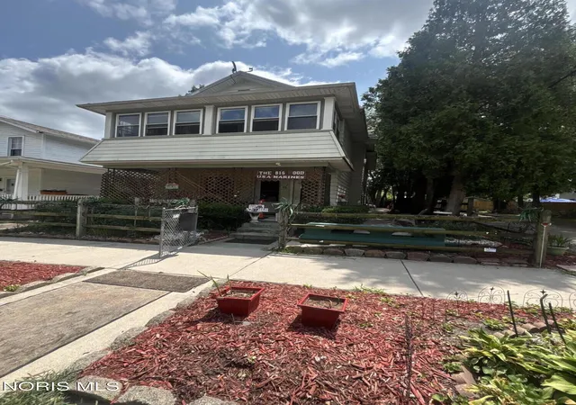 Photo 1 of Multi family home for sale at 816 Page St, Toledo, OH 43608 | MLS# 10014916 | Listing updated on 2026-10-19