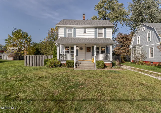Photo 1 of Sale Pending at 3242 Glenn St, Toledo, OH 43613 | MLS# 10014742 | Listing updated on 2026-10-19