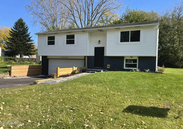 Photo 1 of Single family home for sale at 4763 Catalina Dr, Toledo, OH 43615 | MLS# 10014755 | Listing updated on 2026-10-26