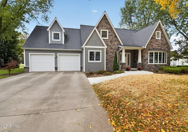 Single family home for sale at 1205 Lindau St, Archbold, OH 43502 | MLS# 10014716