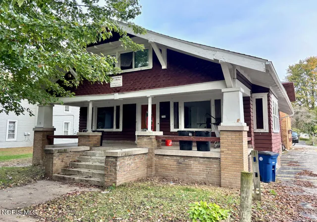Photo 1 of Sale Pending at 309 E Merry Ave, Bowling Green, OH 43402 | MLS# 10014764 | Listing updated on 2026-10-15