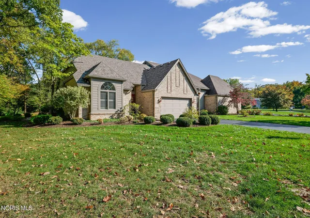 Single family home for sale at 35 Wolf Ridge Dr, Holland, OH 43528 | MLS# 10014906