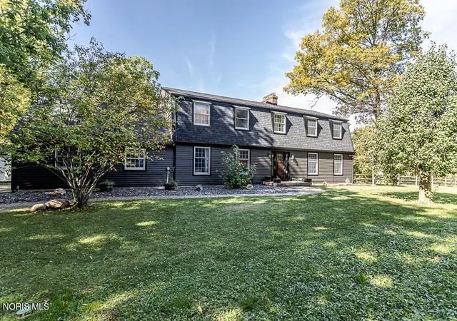 Photo 1 of Single family home for sale at 56 Back Bay Rd, Bowling Green, OH 43402 | MLS# 10014873 | Listing updated on 2026-10-27