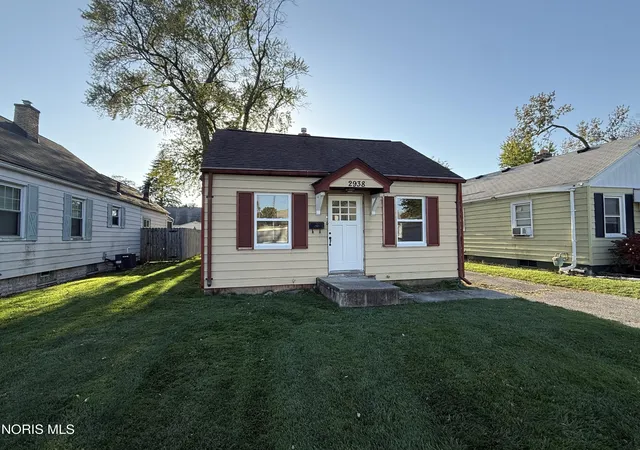 Photo 1 of Single family home for sale at 2938 Chipplegate Rd, Toledo, OH 43614 | MLS# 10014767 | Listing updated on 2026-10-22