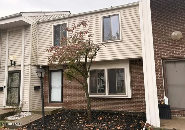 Photo 1 of Condo for sale at 8 Meadowbrook Dr, Perrysburg, OH 43551 | MLS# 10014913 | Listing updated on 2026-10-26