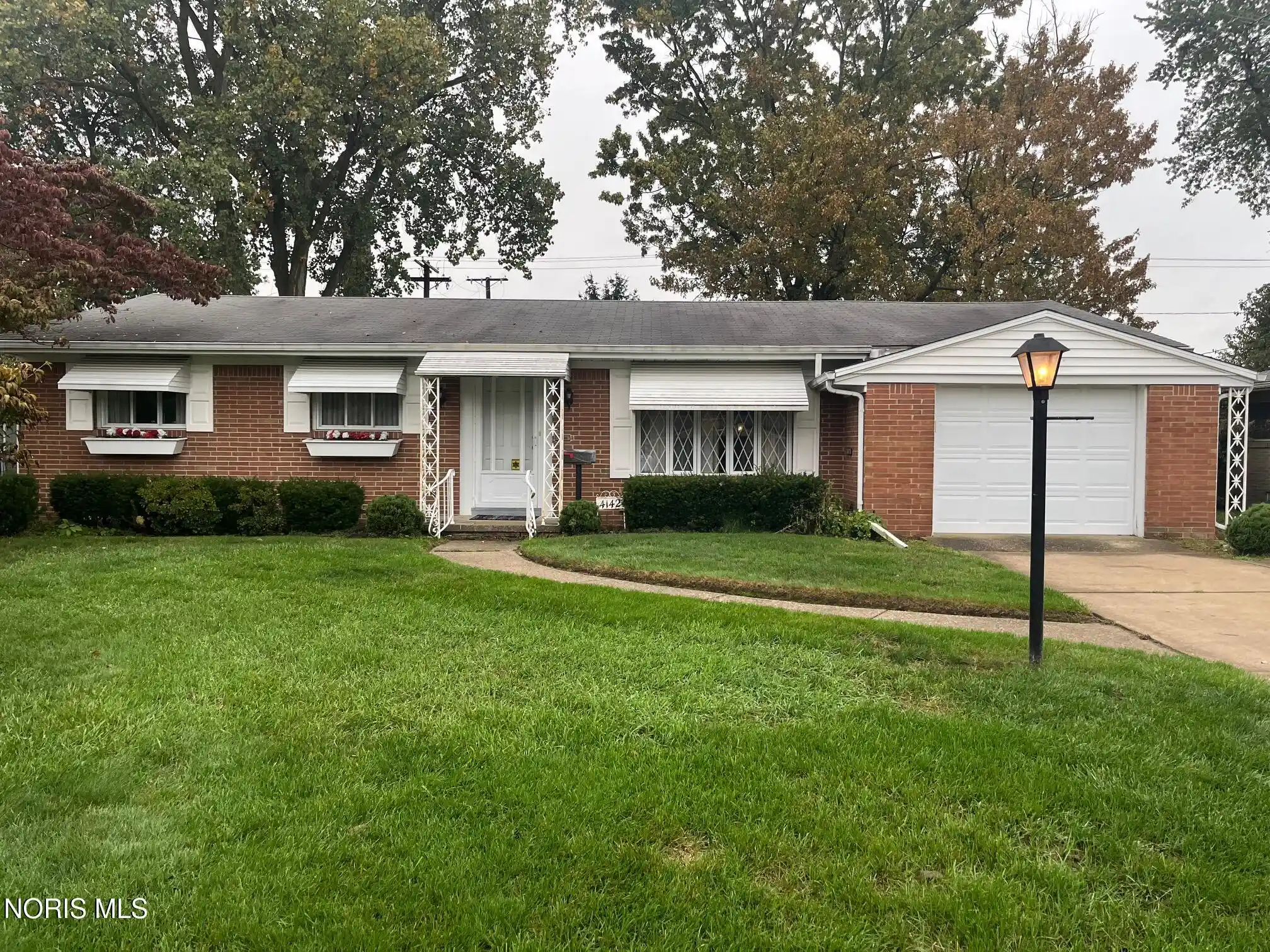 Photo 1 of Single family home for sale at 4142 Garden Ests Dr, Toledo, OH 43623 | MLS# 10014900 | Listing updated on 2026-10-28