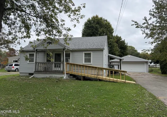 Photo 1 of Single family home for sale at 5822 Rudyard Rd, Sylvania, OH 43560 | MLS# 10014810 | Listing updated on 2026-10-23