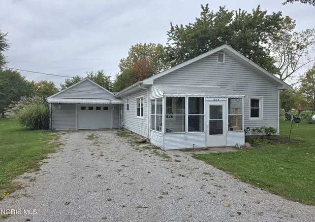 Photo 1 of Single family home for sale at 304 S 4th Street, Continental, OH 45831 | MLS# 10014844 | Listing updated on 2026-10-28