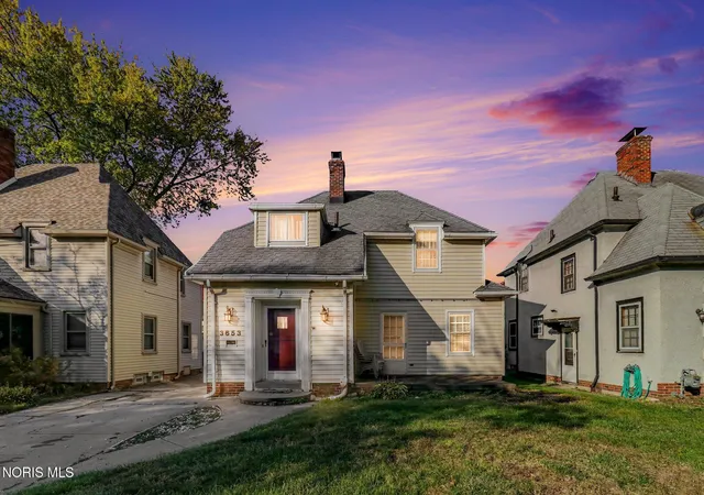 Photo 1 of Single family home for sale at 3653 Grantley Rd, Toledo, OH 43613 | MLS# 10014831 | Listing updated on 2026-10-30