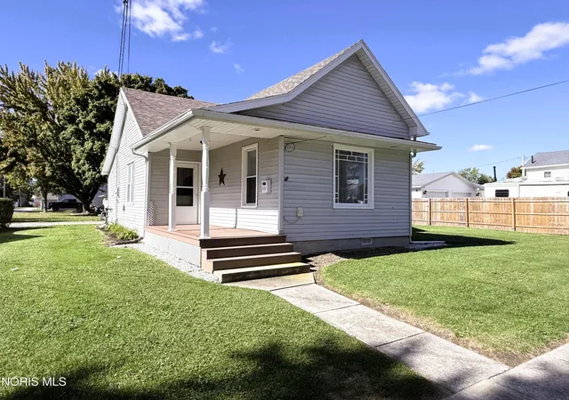 Single family home for sale at 315 N Locust St, Oak Harbor, OH 43449 | MLS# 10014888