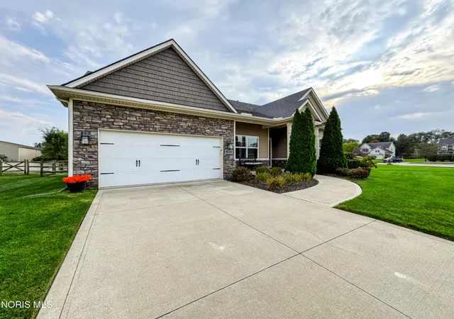 Single family home for sale at 132 Hidden Village Ln, Holland, OH 43528 | MLS# 10014886
