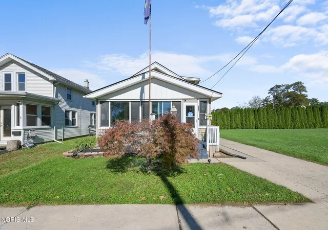 Photo 1 of Single family home for sale at 3321 137th Street, Toledo, OH 43611 | MLS# 10014887 | Listing updated on 2026-10-26