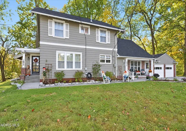 Photo 1 of Single family home for sale at 1673 Watova Rd, Toledo, OH 43614 | MLS# 10014952 | Listing updated on 2026-10-27