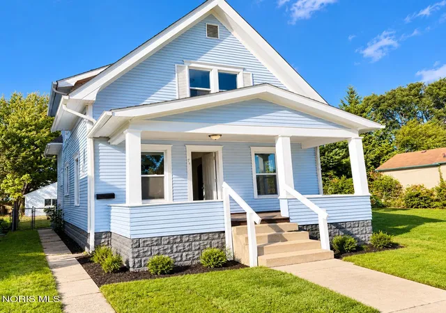 Photo 1 of Single family home for sale at 419 E Oakland St, Toledo, OH 43608 | MLS# 10014897 | Listing updated on 2026-10-20
