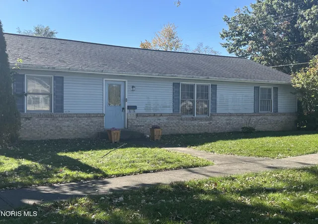 Photo 1 of Single family home for sale at 523 W Perry St, Paulding, OH 45879 | MLS# 10014920 | Listing updated on 2026-10-27