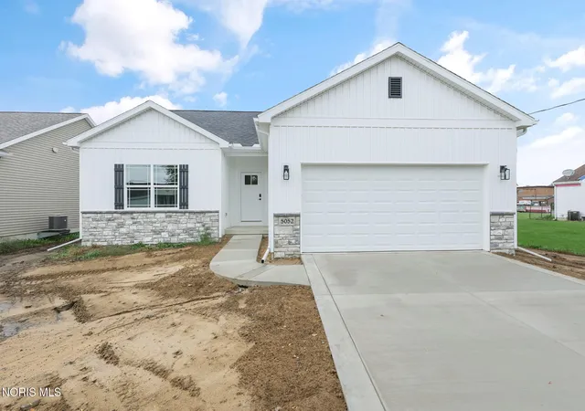 Photo 1 of Single family home for sale at 5052 Ryan Rd, Toledo, OH 43614 | MLS# 10014937 | Listing updated on 2026-10-20