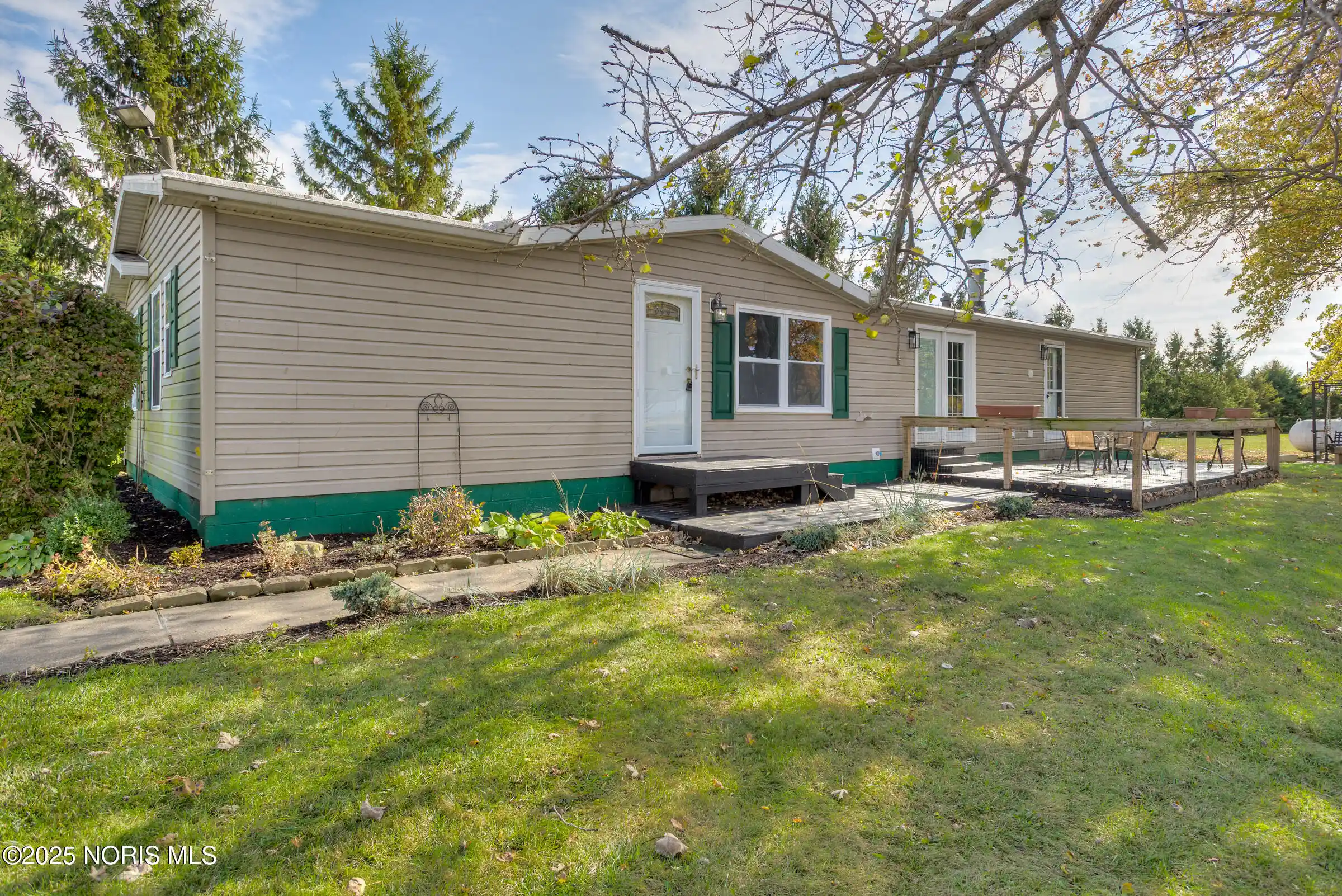 Single family home for sale at 8949 Five Point Rd, Perrysburg, OH 43551 | MLS# 10015180