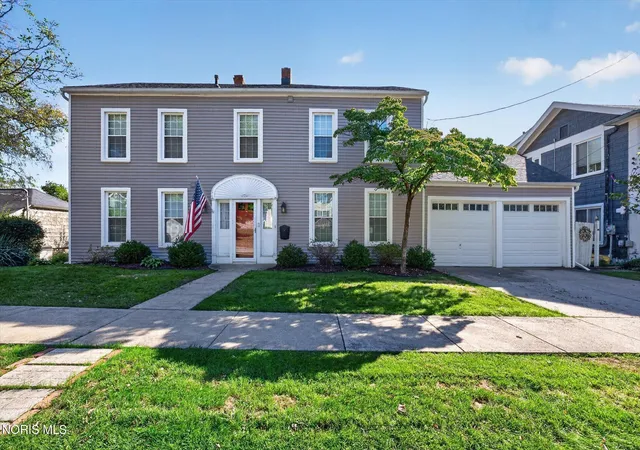 Photo 1 of Single family home for sale at 316 W Harrison St, Maumee, OH 43537 | MLS# 10015041 | Listing updated on 2026-10-28