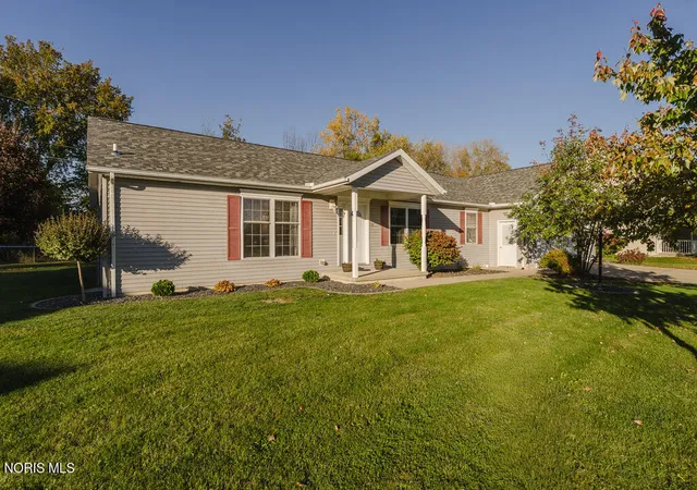 Single family home for sale at 219 Andrew Dr, Mc Comb, OH 45858 | MLS# 10015014