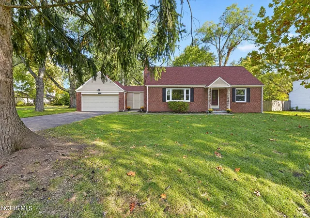 Photo 1 of Single family home for sale at 5138 Marybrook Dr, Toledo, OH 43615 | MLS# 10015020 | Listing updated on 2026-10-26
