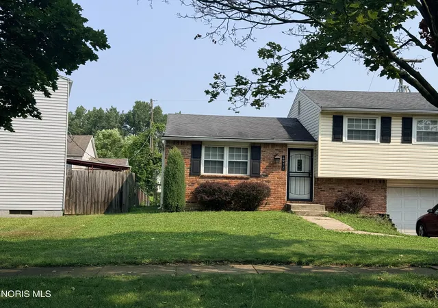Photo 1 of Single family home for sale at 4972 San Joaquin Dr, Toledo, OH 43615 | MLS# 10015035 | Listing updated on 2026-10-30