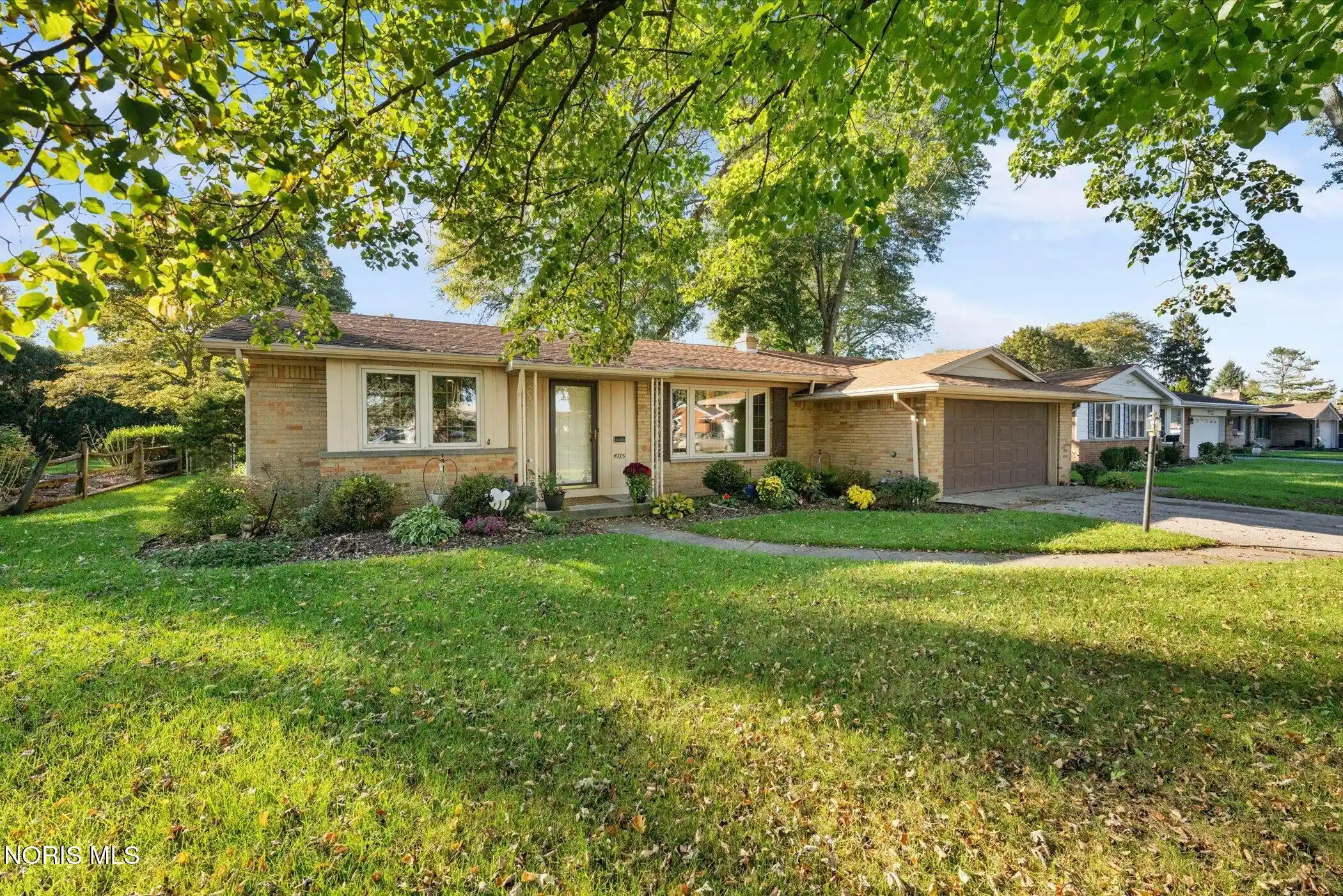 Photo 1 of Single family home for sale at 4115 Garden Ests Dr, Toledo, OH 43623 | MLS# 10015068 | Listing updated on 2026-10-29