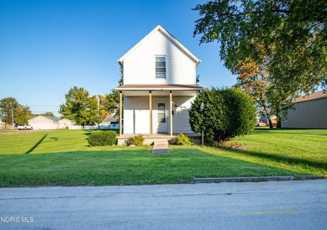 Photo 1 of Single family home for sale at 220 N Tyler St, Van Wert, OH 45891 | MLS# 10015048 | Listing updated on 2026-10-25