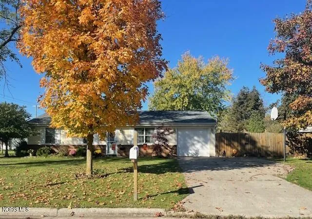 Photo 1 of Single family home for sale at 324 Auburn Ln, Bryan, OH 43506 | MLS# 10015098 | Listing updated on 2026-10-30