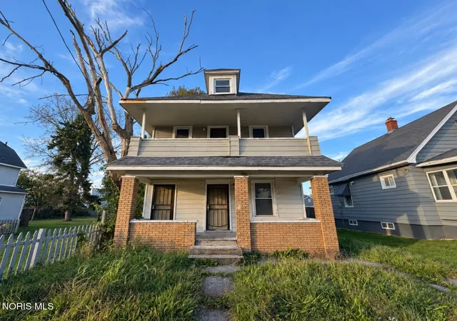 Multi family home for sale at 1688 Avondale Ave, Toledo, OH 43607 | MLS# 10015166