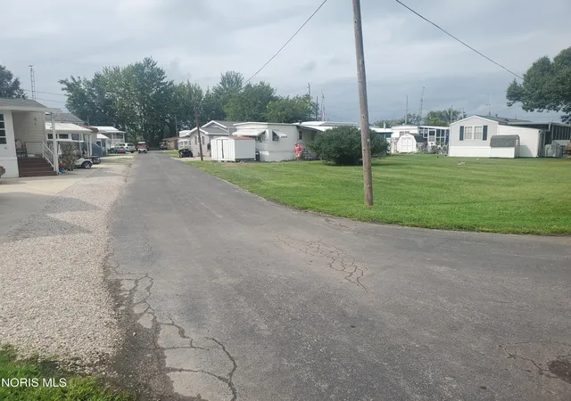 Photo 1 of Land for sale at 3500 W Willow Beach Rd, Port Clinton, OH 43452 | MLS# 10015116 | Listing updated on 2026-10-23
