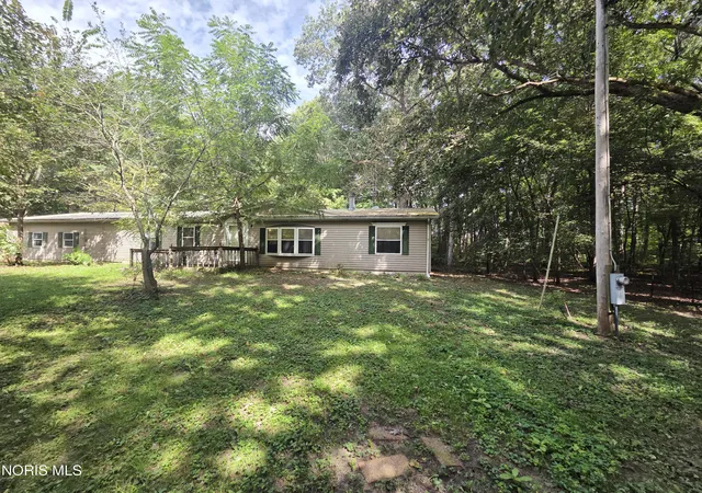 Single family home for sale at 3510 County Rd C, Swanton, OH 43558 | MLS# 10015133