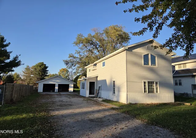 Single family home for sale at 514 W Merrin St, Payne, OH 45880 | MLS# 10015137