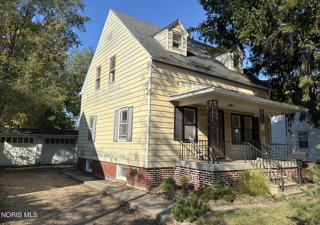 Photo 1 of Single family home for sale at 5855 Foth Dr, Toledo, OH 43613 | MLS# 10015144 | Listing updated on 2026-10-29