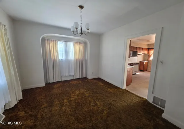 Photo 4 of Single family home for sale at 2614 120th Street, Toledo, OH 43611 | MLS# 10015398 | Listing updated on 2026-10-30
