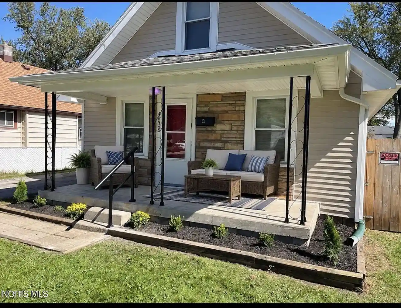 Single family home for sale at 4838 Bowser Dr, Toledo, OH 43613 | MLS# 10015419