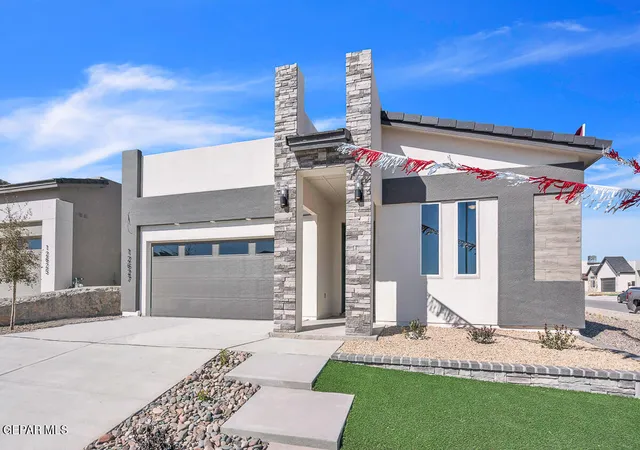 Photo 2 of Sale Pending at 13365 Emerald Glass Dr, Horizon City, TX 79928 | MLS# 902094 | Listing updated on 2026-10-02