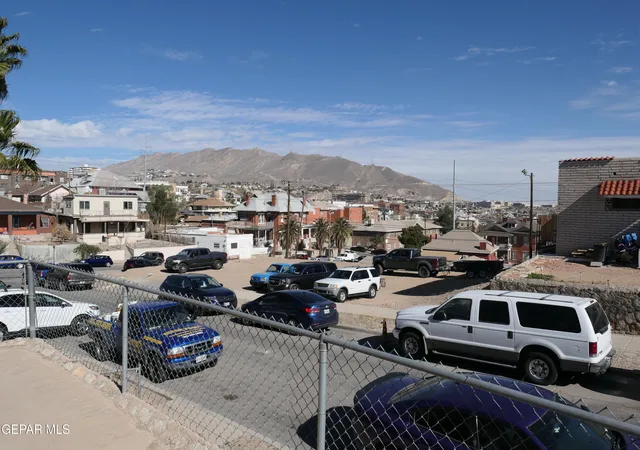 4th image of 1119 Terrace Ct, El Paso, TX 79902 | MLS# 925809