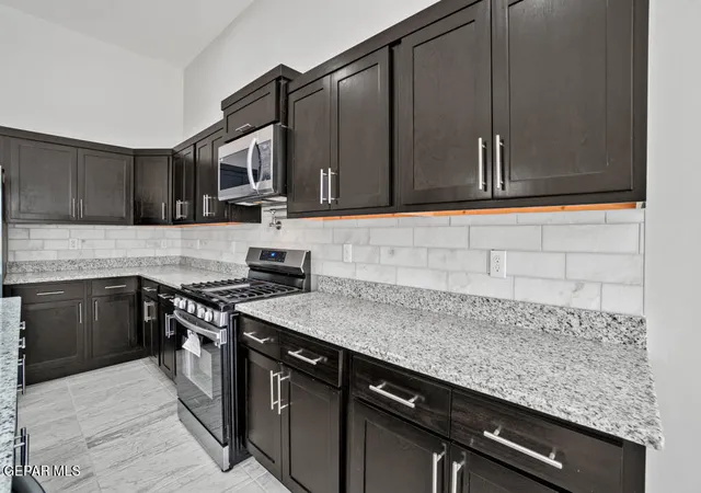 39th image of 12641 Fredericksburg Ave, Horizon City, TX 79928 | MLS# 916028
