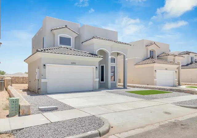 Photo 3 of Single family home for sale at 818 Harpendem Dr, Horizon City, TX 79928 | MLS# 918699 | Listing updated on 2026-06-18