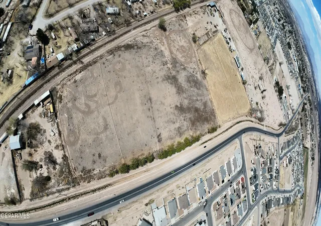 Photo 4 of Land for sale at 11690 N Loop Dr, Socorro, TX 79927 | MLS# 918891 | Listing updated on 2025-05-03