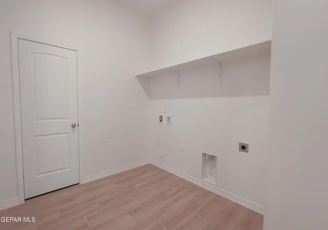 Photo 4 of Single family home for sale at 14297 Tobe Davis Dr, El Paso, TX 79928 | MLS# 919292 | Listing updated on 2026-08-19
