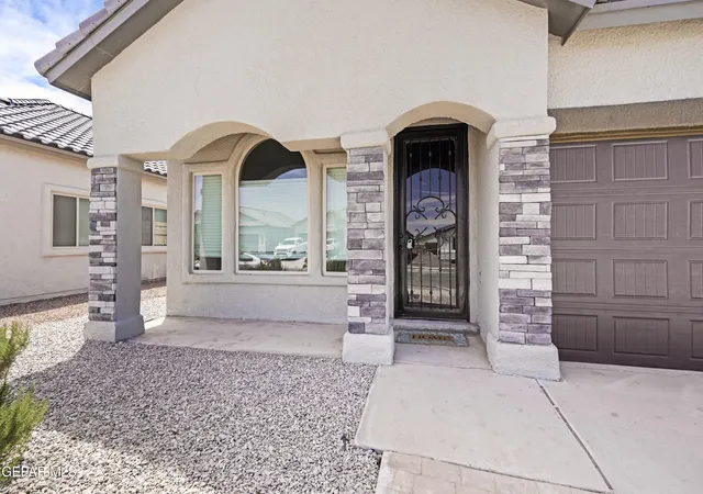 Photo 3 of Sale Pending at 12748 Monmouth Ave, El Paso, TX 79928 | MLS# 921633 | Listing updated on 2026-07-17