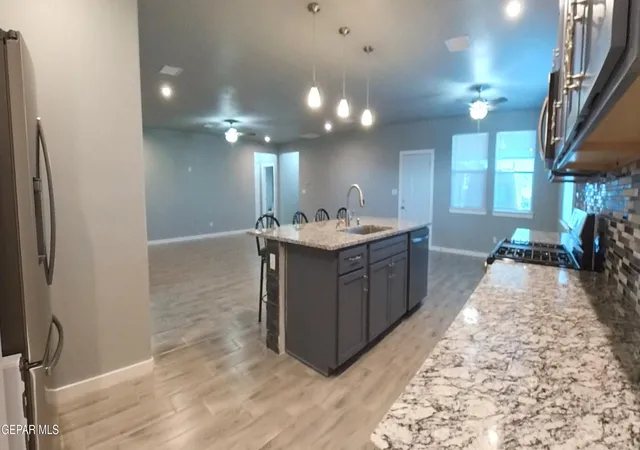 Photo 3 of Single family home for sale at 648 Danube Dr, El Paso, TX 79928 | MLS# 928185 | Listing updated on 2026-09-17