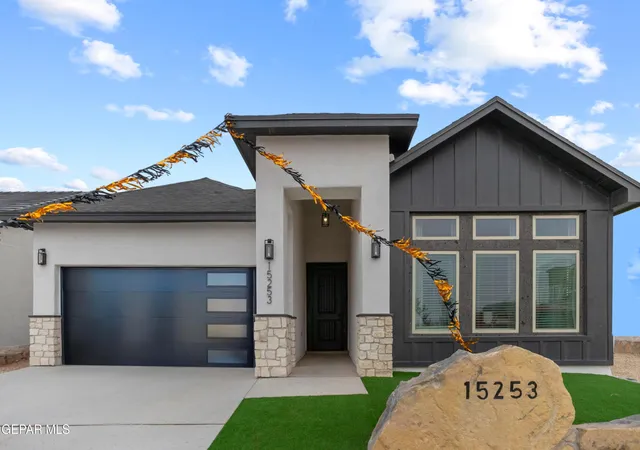 1st image of 109 Madrid Trl, Santa Teresa, NM 88008 | MLS# 947628